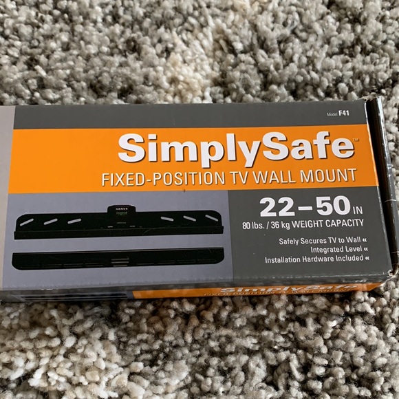 NWT, SimplySafe fixed position TV wall mount 22-50 inch, 80lbs weight capacity - Picture 2 of 8